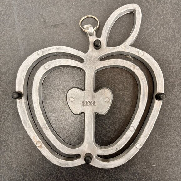 Apple Trivet by Copco VTG  MidCentury Kitchen Decor Farmhouse - Picture 3 of 9